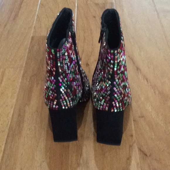 Wild Pair Booties - Picture 5 of 11